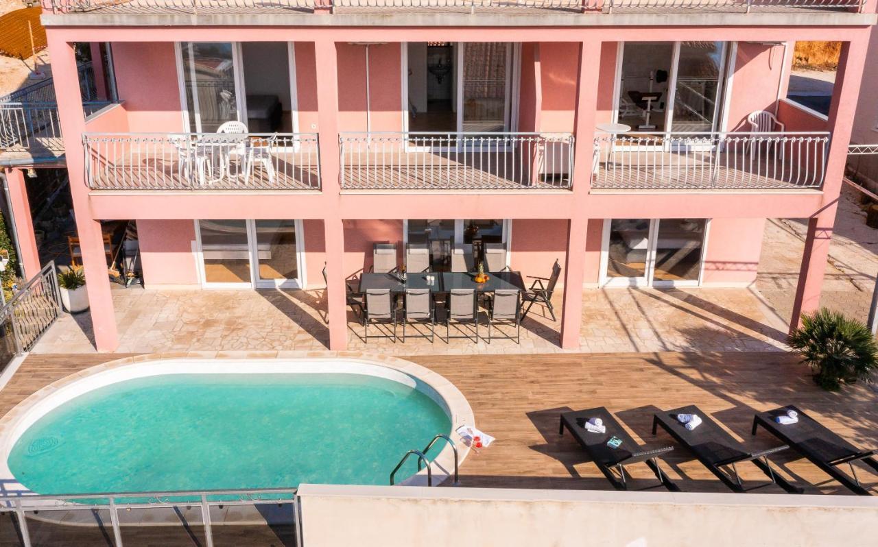 Solaris Holiday Home - Private Pool Stanici Esterno foto